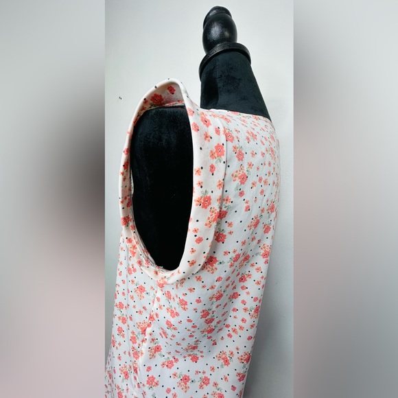 Womens Gap Sleeveless Floral Blouse With Front Pocket - Picture 3 of 6